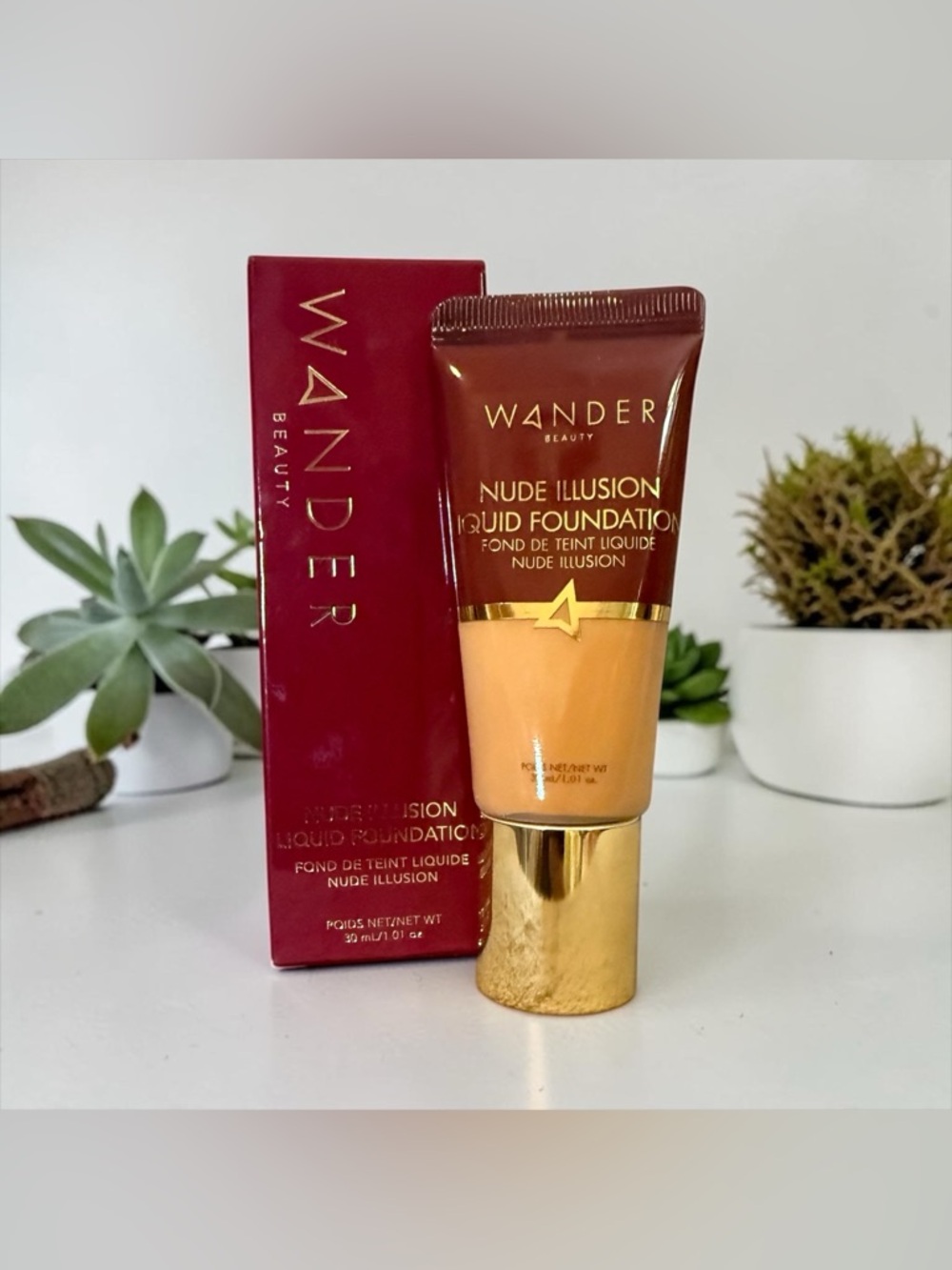 🤎WANDER BEAUTY🤎Nude Illusion Liquid Foundation in Golden Tan/NIB